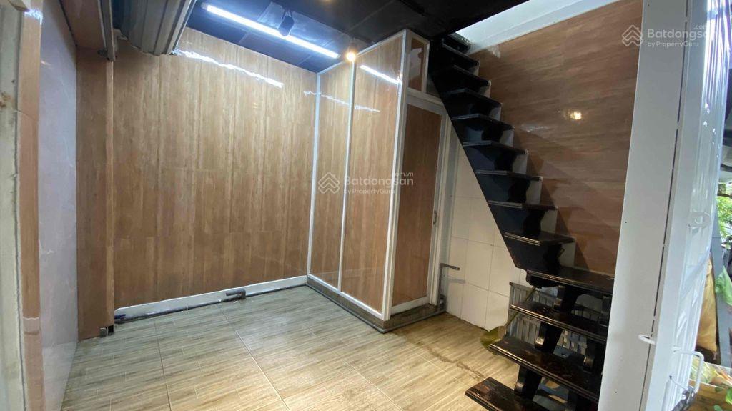 Mặt bằng trệt lửng, riêng biệt như nhà nguyên căn, hẻm 12m 451 tô hiến thành, 7tr