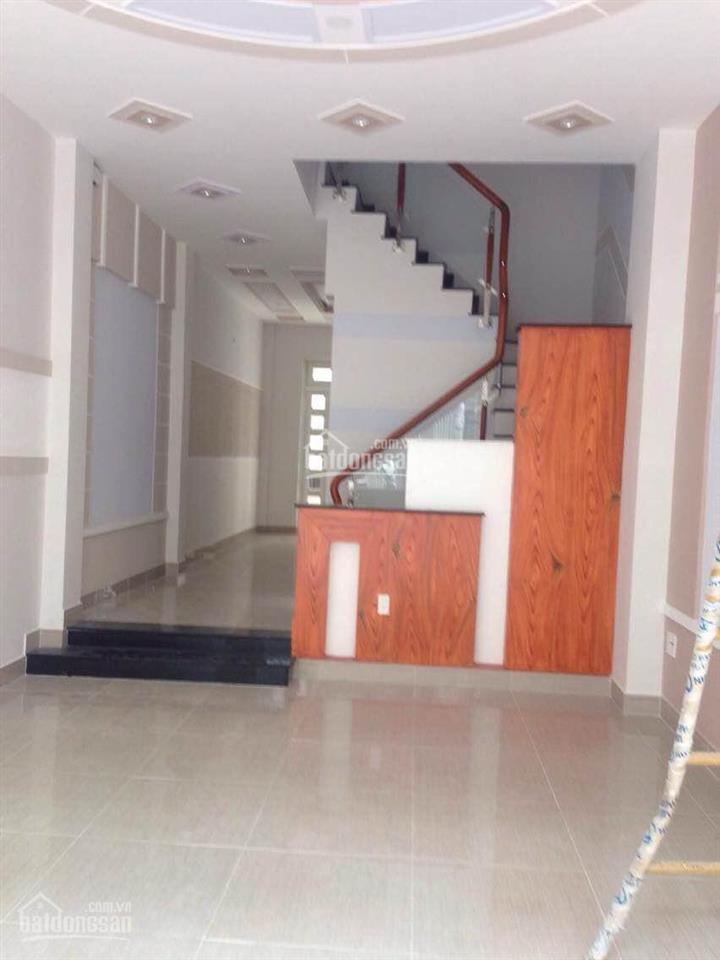 Nhà hẻm xe hơi cmt8 gần clb lan anh, p13, q10, 18tr/th. 0909 579 *** 0978 508 *** hưng