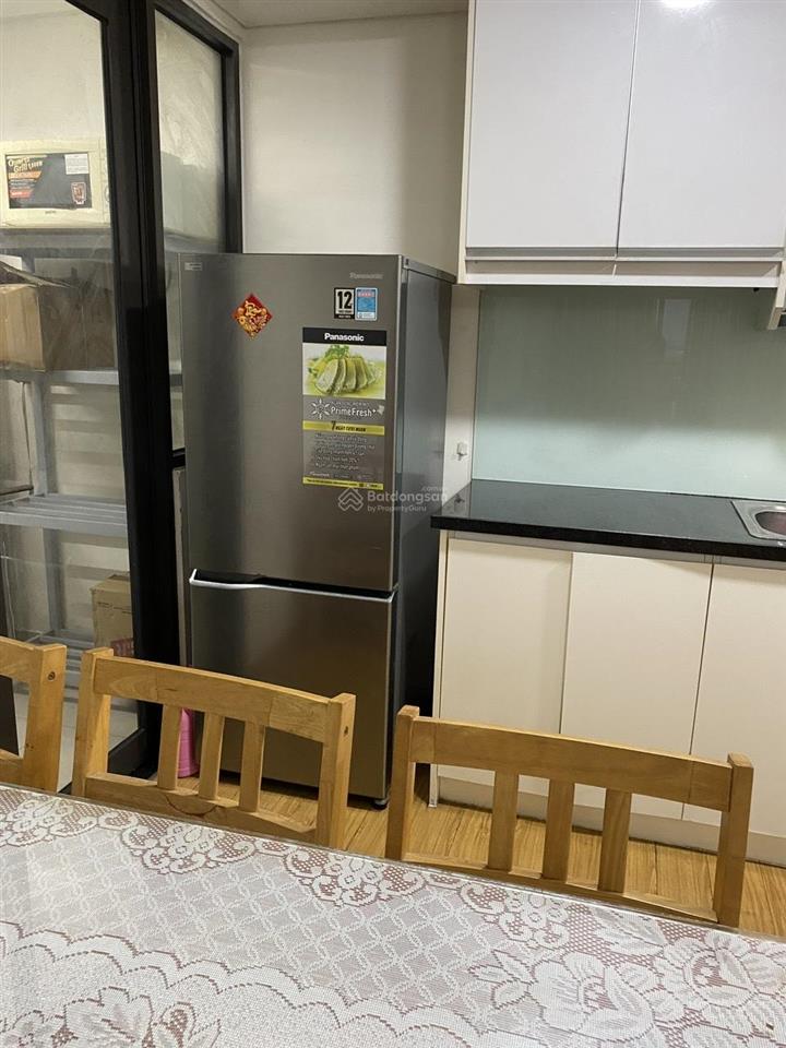Bán gấp căn góc 2pn 2wc tầng trung đẹp giá chỉ 4,2 tỷ sẵn sổ hồng