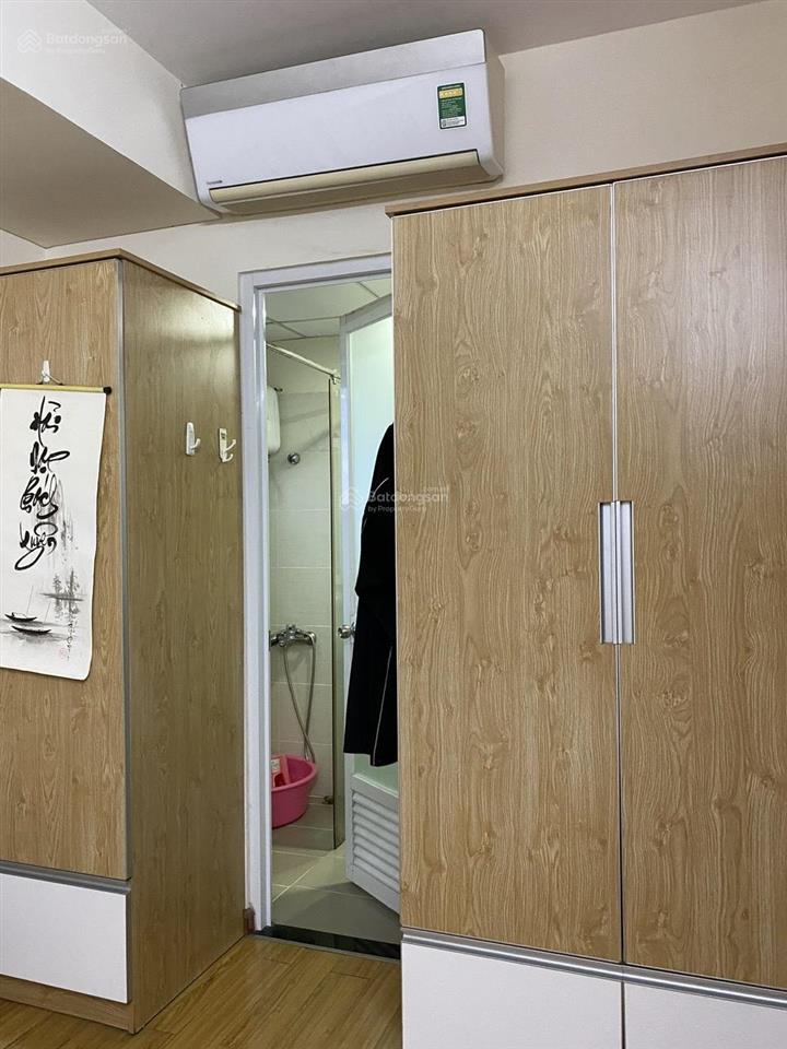 Bán gấp căn góc 2pn 2wc tầng trung đẹp giá chỉ 4,2 tỷ sẵn sổ hồng