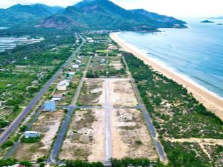 Bán đất biển bãi tắm xuân hải, tx sông cầu. sổ hồng riêng công chứng ngay với giá chỉ 1 tỷ