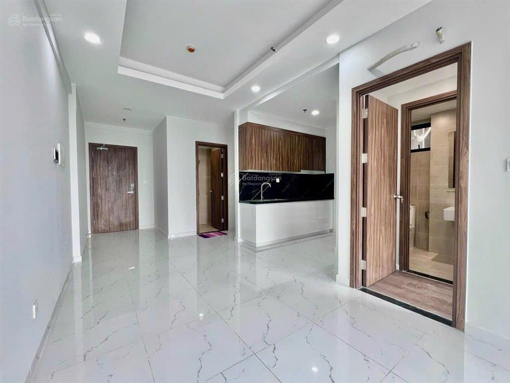 Cần vốn bán opal skyline lái thiêu  2pn 60m2 giá tốt 2.150 tỷ có ban công