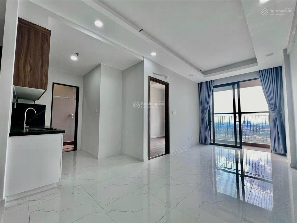 Cần vốn bán opal skyline lái thiêu  2pn 60m2 giá tốt 2.150 tỷ có ban công