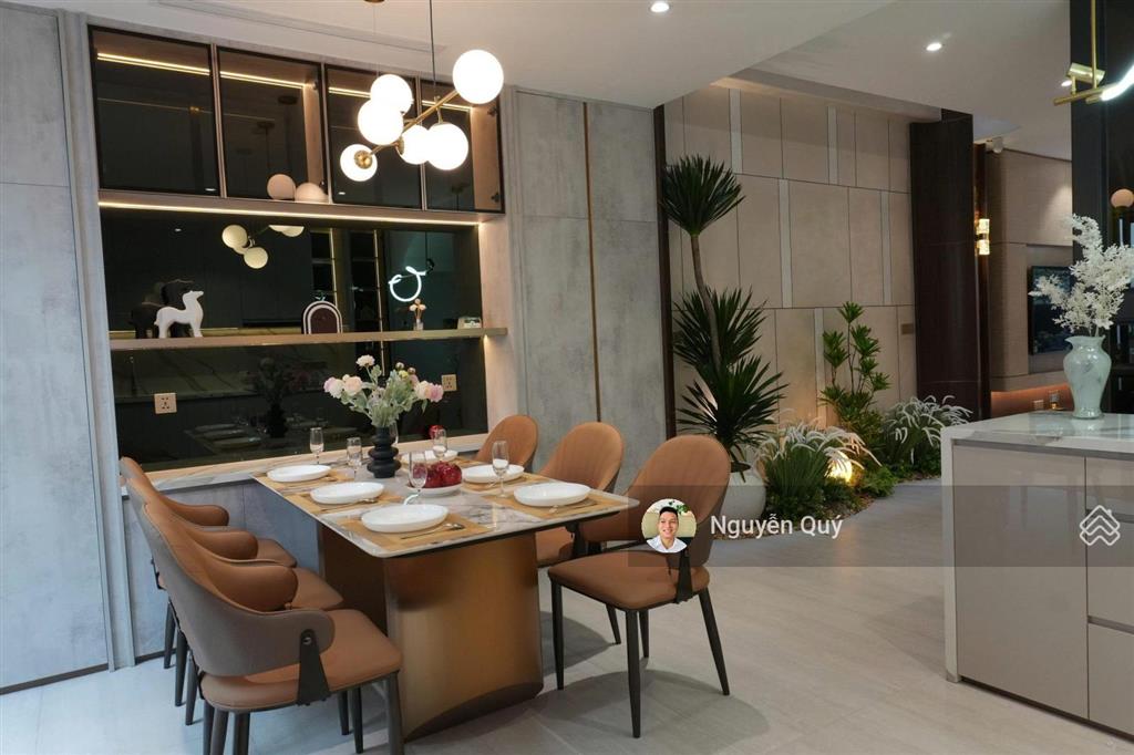 Kẹt tiền quá! bán gấp nhà phố 4 tầng, dt 5x18, có thang máy, nội thất cao cấp, khu phú mỹ quận 7