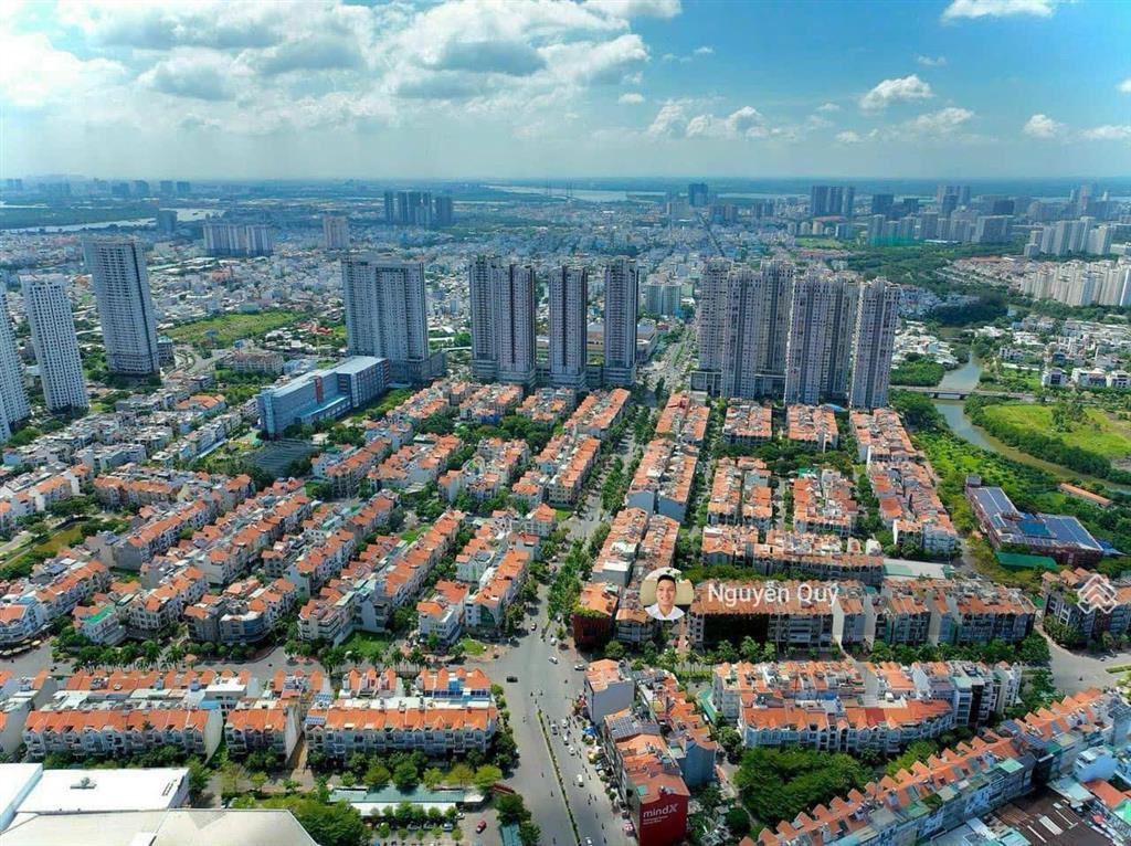 Kẹt tiền bán nhà phố  biệt thự đường nguyễn thị thập kdc him lam kênh tẻ q. 7, giá cắt lỗ 20 tỷ