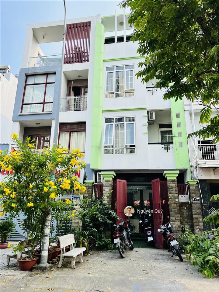 Kẹt tiền bán nhà phố  biệt thự đường nguyễn thị thập kdc him lam kênh tẻ q. 7, giá cắt lỗ 20 tỷ