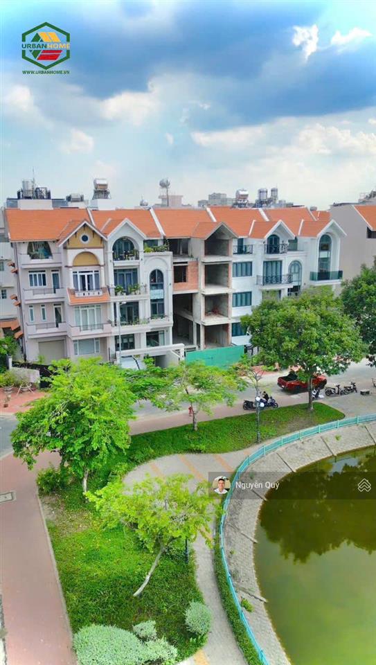 Kẹt tiền bán nhà phố  biệt thự đường nguyễn thị thập kdc him lam kênh tẻ q. 7, giá cắt lỗ 20 tỷ
