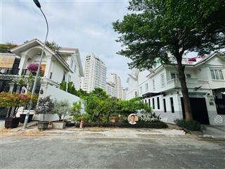 Chính chủ bán gấp biệt thự sadeco vivo city q. 7, dt 12.5x20m (250m2) giá đầu tư 26.5 tỷ, sổ hồng