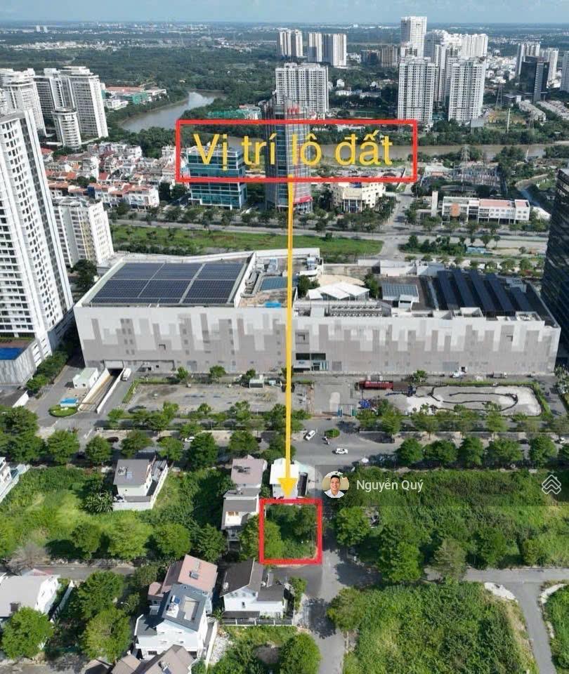 Cần tiền bán gấp lô đất biệt thự sadeco vivo city q. 7, dt 12,5x20m (250m2), giá 26,5 tỷ, sổ hồng
