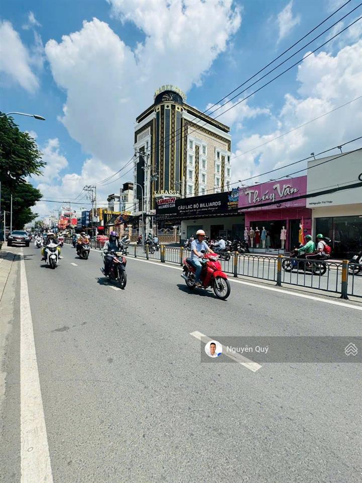 Bán cắt lỗ trả ngân hàng! chính chủ cần bán nhà mặt tiền kinh doanh nguyễn thị thập quận 7