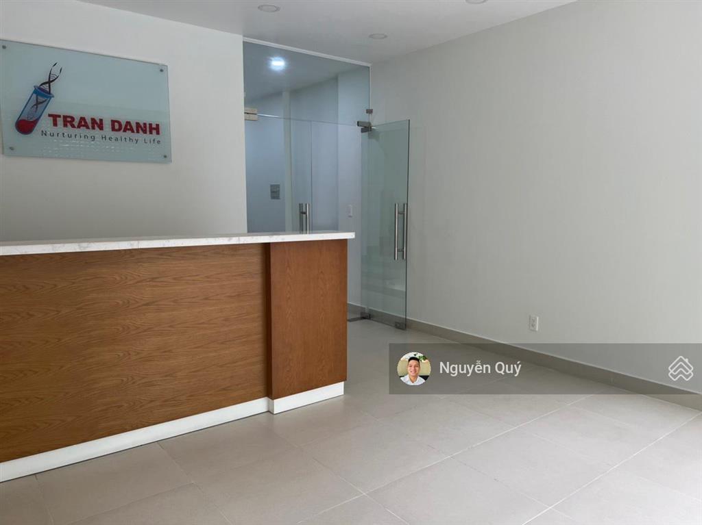 Tôi chính chủ định cư nước ngoài bán gấp nhà phố 5x18m him lam q.7, giá 19 tỷ.  0938 792 ***