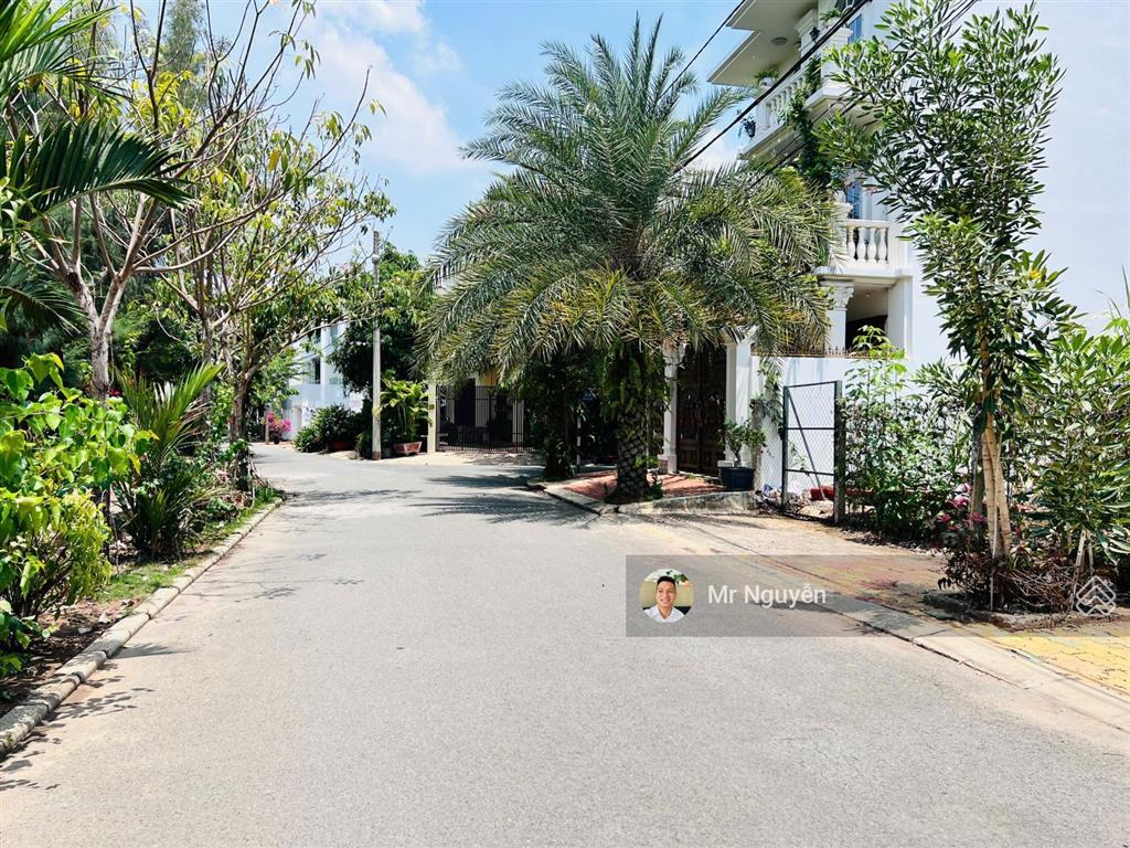 Kẹt tiền bán đất biệt thự view sông, công viên kdc nam long q7, dt 8x20m = 160m2, giá 18 tỷ