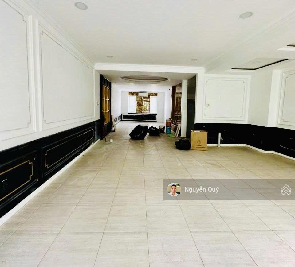 Giảm mạnh 4 tỷ! đây là nhà nên mua khu hưng gia phú mỹ hưng q. 7, dt 6x18.5m, có thang máy