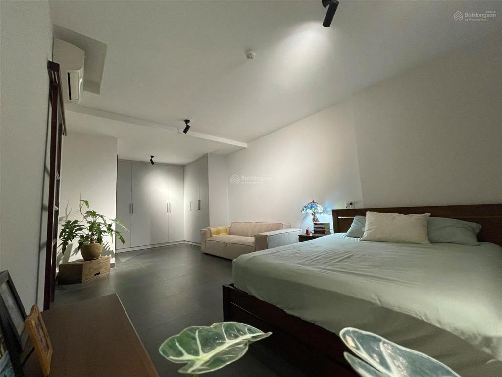 Chính chủ bán căn hộ tropic garden block a, 82.43m2, 2pn 2wc, căn góc, nt đẹp,, 7.25t. 0973 282 ***