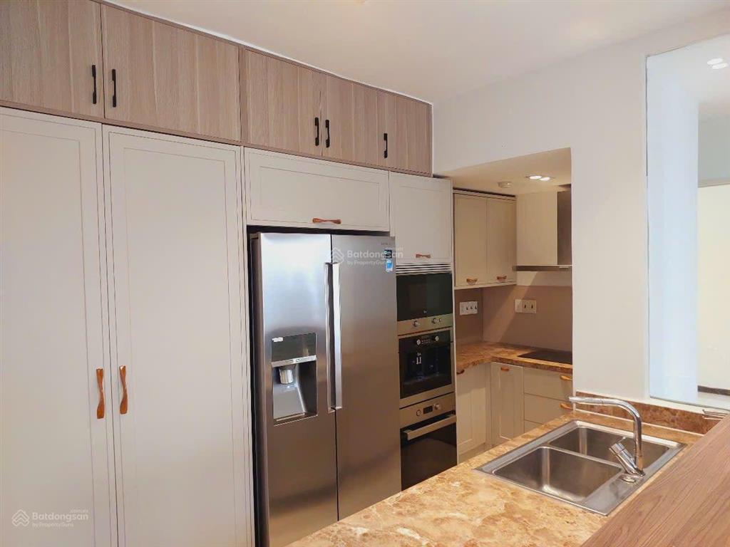 Chính chủ bán căn hộ penthouse tropic garden dt 158m2 căn hộ duplex + 62m2 vườn, 22 tỷ. 0973 282 ***