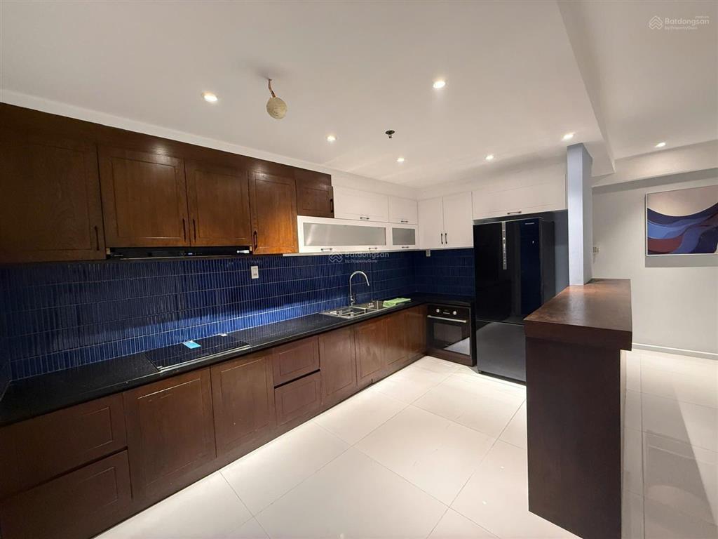 Chính chủ bán căn hộ tropic garden block c, sh, 134m2, 3pn+1, 2wc, full nt, 12,8 tỷ.  0973 282 ***
