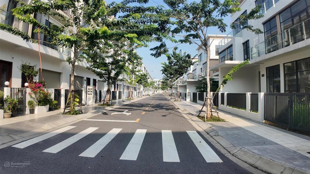 Nhà phố góc xẻ khe 7x18m  view thoáng, giá quá tốt 6.2tỷ  dự án t&t city millennia cần giuộc