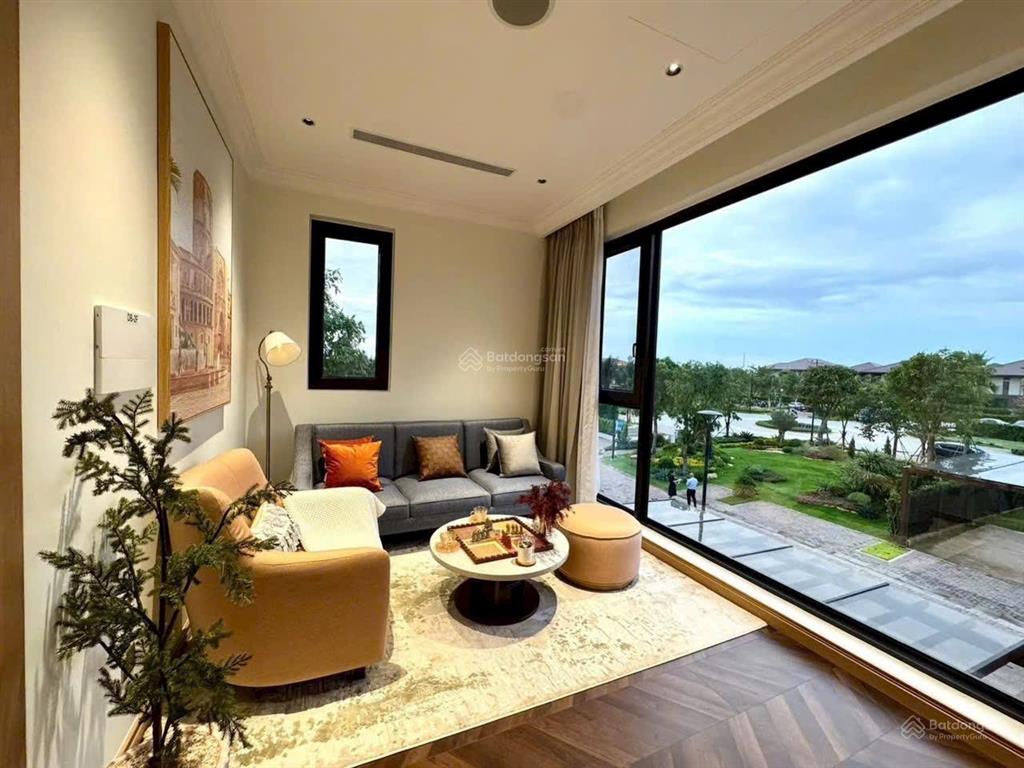 Nổi bật waterpoint biệt thự the pearl trực diện kênh đào chỉ 12,x tỷ. dt 273m2, 8/2027 nhận nhà
