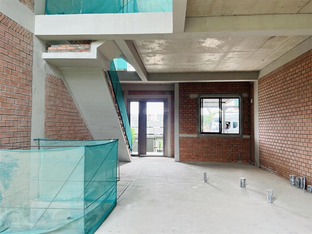Nhà phố 2 mặt tiền mizuki park, view kênh đào, 4 tầng, tặng nội thất 350tr + ck 13.5%. 0904 055 ***