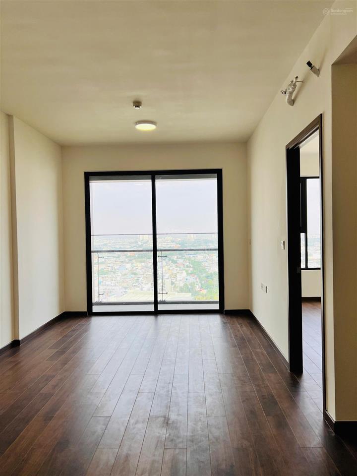 Cho thuê căn góc 2pn 2wc, akari city, võ văn kiệt. 3 máy lạnh, máy nước nóng. 11 triệu. 0904 055 ***