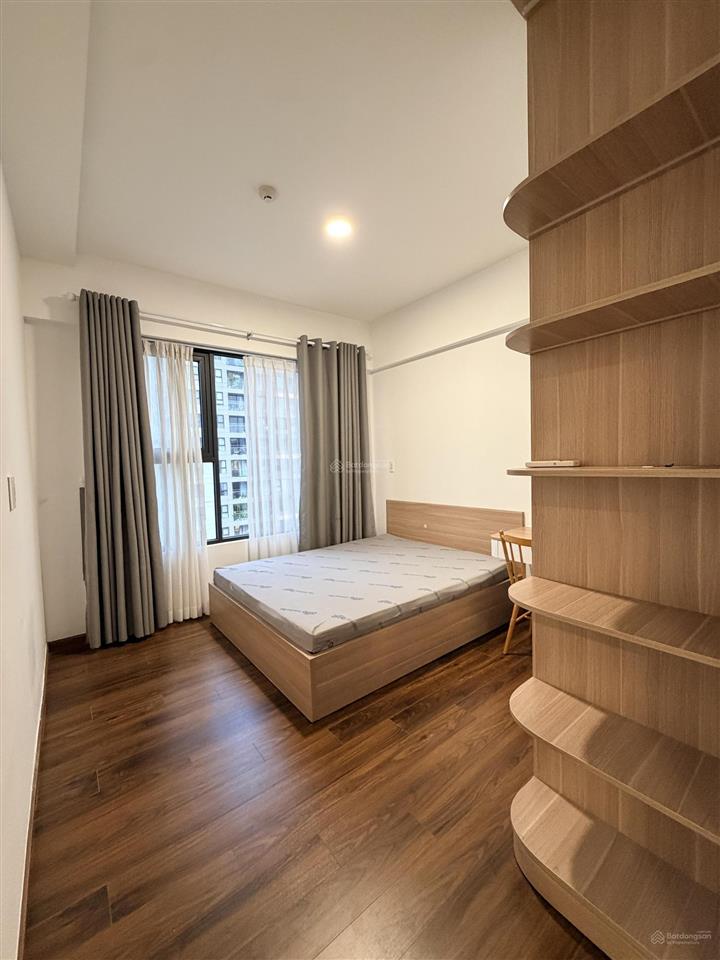 Cho thuê 75m2 full nội thất  11,5 triệu tại akari city, view hồ bơi thoáng mát. ở ngay. 0904 055 ***