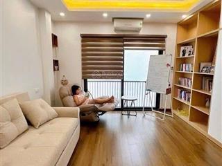 Nhà riêng trung kính, cầu giấy, mới xây ở ngay, 40m2, 5 tầng, 3pn, 4wc, tài chính nhỉnh 9 tỷ