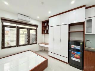 Nhà riêng phố hoa bằng, 40m2 x 5 tầng, 3pn, 4wc, ngõ thông, full nội thất, giá 10,x tỷ