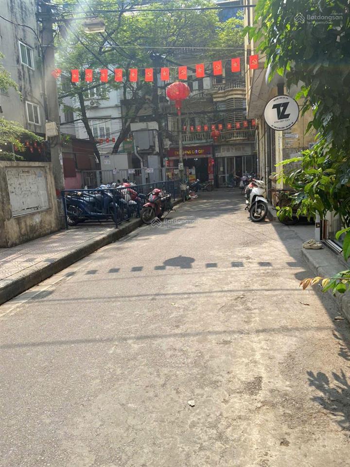 Thửa đất phân lô  phố hoa bằng  ô tô đỗ cửa  50m2  nhỉnh 10 tỷ