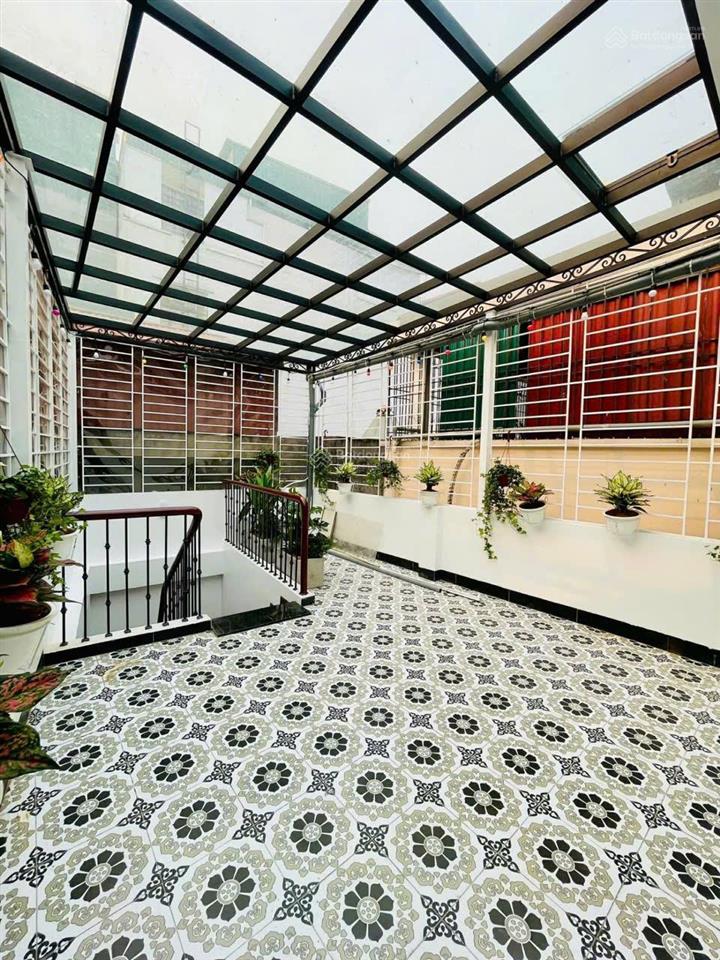 Nhà riêng  trung kính  35m2  5 tầng  nội thất mới  nhỉnh 9,x tỷ