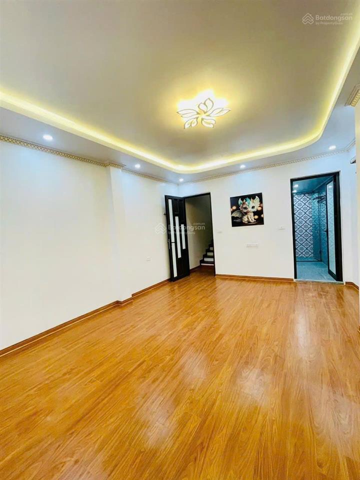 Nhà riêng  trung kính  35m2  5 tầng  nội thất mới  nhỉnh 9,x tỷ