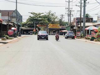 Chủ ở xa cần bán gấp 205m2 giá 700tr ngay khu dân cư hiện hữu, sổ sẵn, gần cao tốc tphcmchơn thành