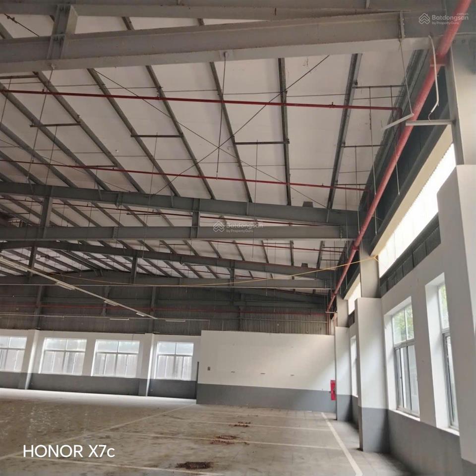 Cho thuê kho xưởng tại long biên 12000m2 có chia nhỏ của cty hòa bình đường nguyễn văn linh (ql5)