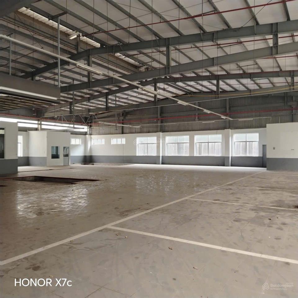 Cho thuê kho xưởng tại long biên 12000m2 có chia nhỏ của cty hòa bình đường nguyễn văn linh (ql5)