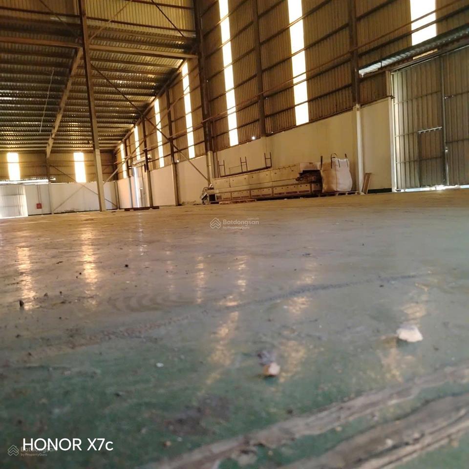 Cho thuê kho xưởng kcn đại đồng hoàn sơn  tiên du  bắc ninh (cty bắc hà) 8000m2, có thể chia nhỏ