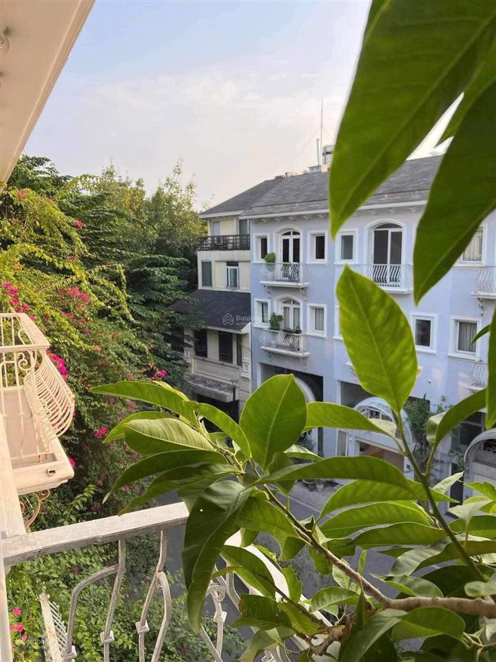 Siêu phẩm phố trúc ecopark 110m2 kinh doanh sầm uất hoàn thiện đẹp long lanh