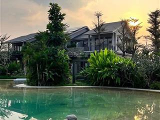 Anh chị cần một căn nhà an cư, một nơi đầu tư bền vững hãy tham khảo ngay căn biệt thự này.