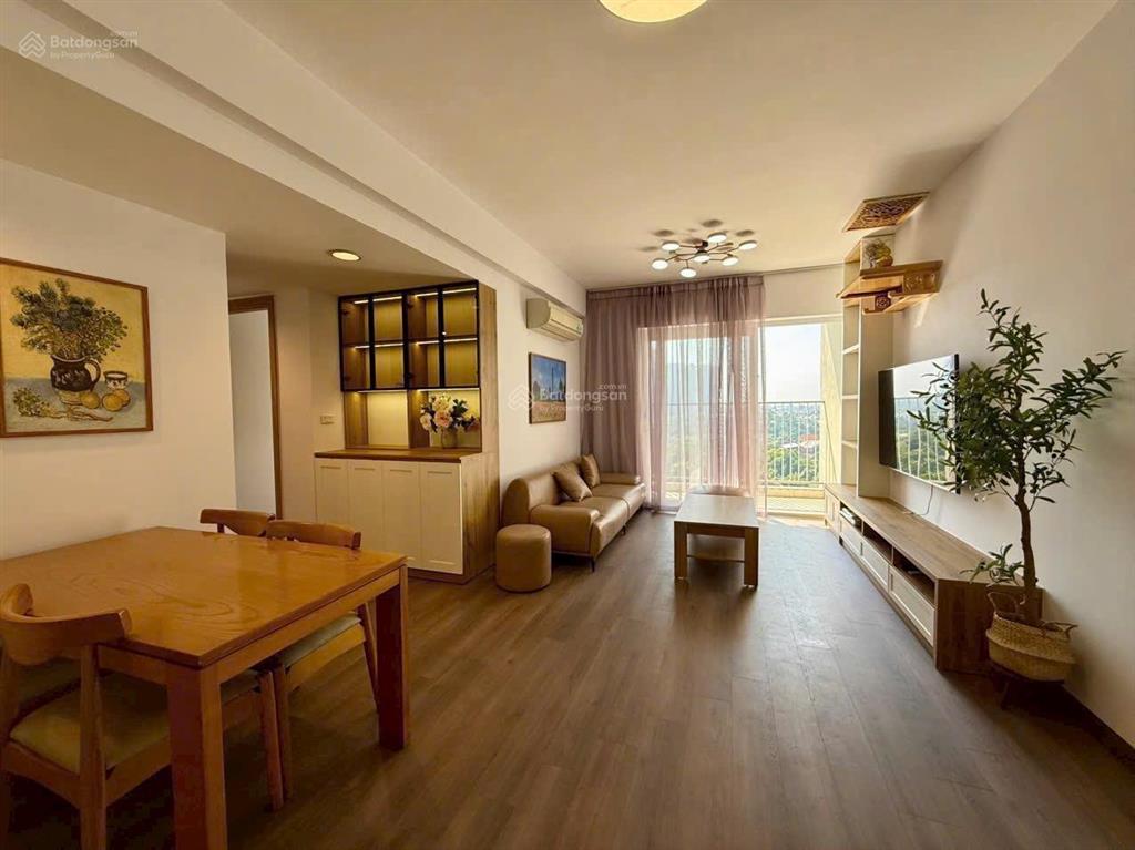 Căn 92m2 rừng cọ nhà mới đẹp như ảnh, tầng trung, căn góc