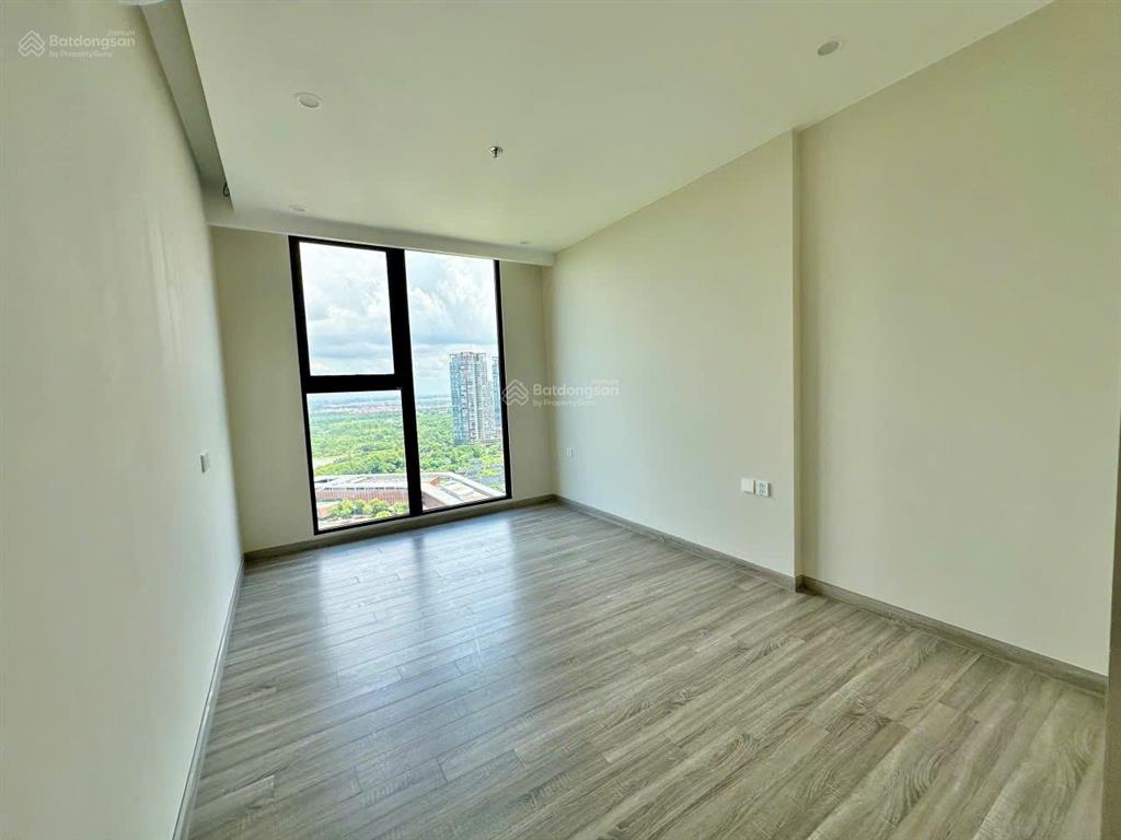 Bán nhanh vì vay lãi bank cao căn 74m2 5.7 tỷ ở sky forest ecopark tầng trung