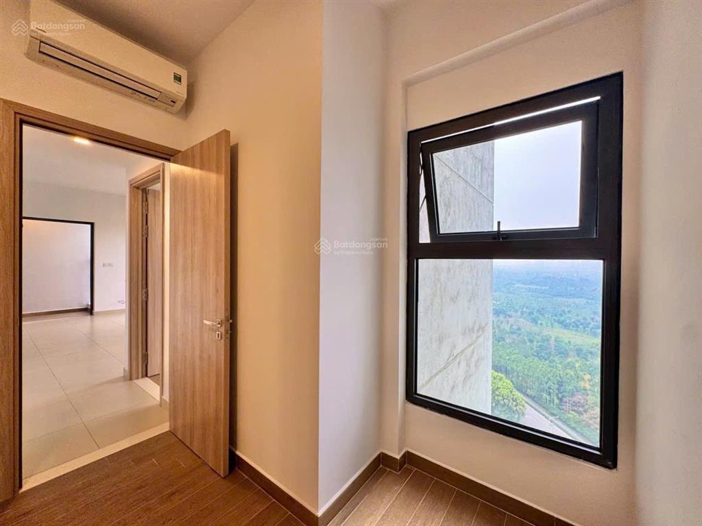 Sở hữu căn hộ 58m hai phòng ngủ aquabay view sân golf giá tốt nhất . 0938 905 ***