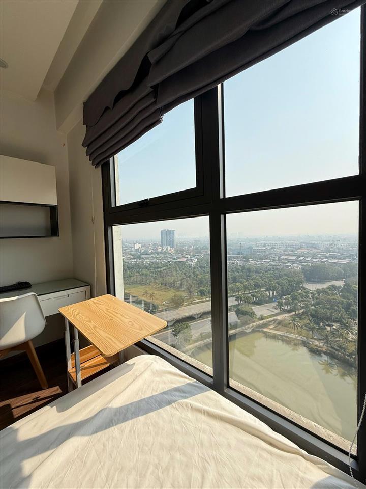 Chính chủ gửi bán căn siêu hiếm 79m ban công rộng ban công đông nam aquabay giá tốt . 0938 905 ***