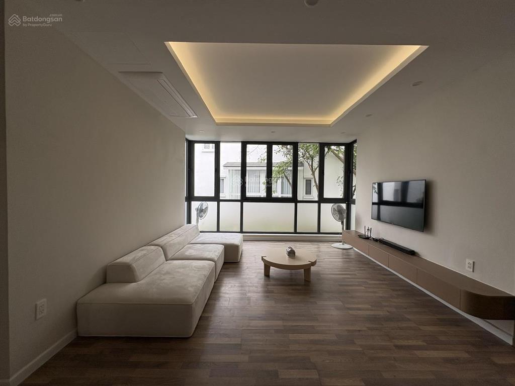 Chính chủ gửi bán căn biệt thự parkriver diện tích 252m siêu đẹp giá tốt tại ecopark. 0973 097 ***