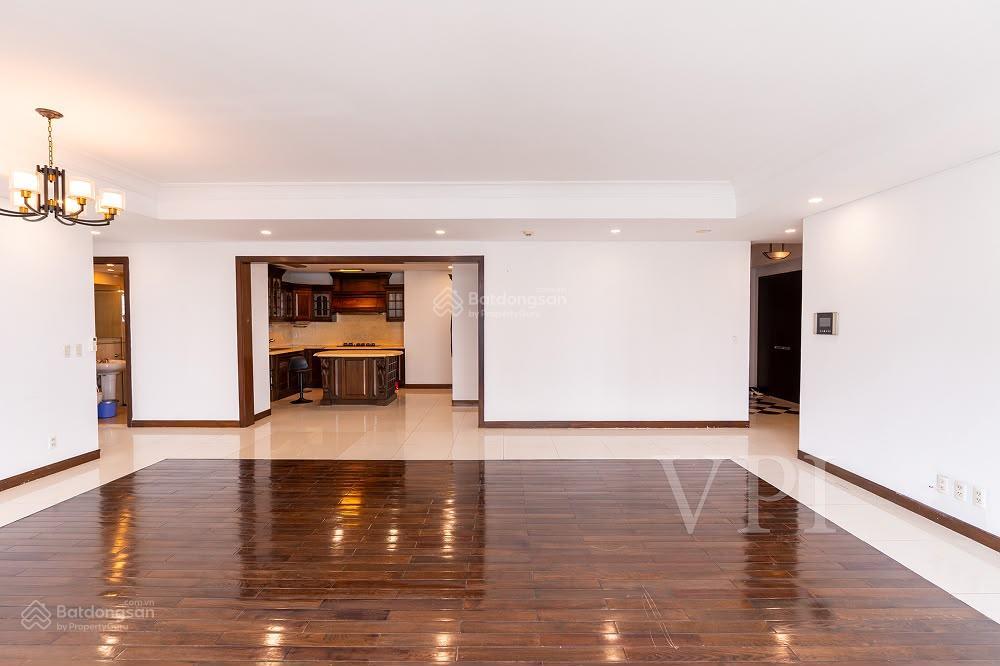 Cho thuê penthouse the manor 233m2, 4pn view landmark 81 tại bình thạnh, hcm