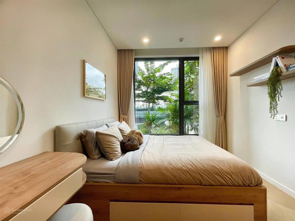 Bán căn hộ chung cư tại lumiere riverside, giá 9,9 tỷ, diện tích 77m2 không thỏa thuận
