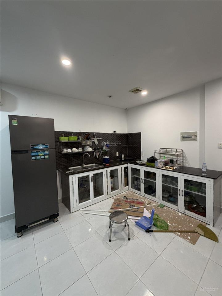 Bán gấp 2pn, 2,55 tỷ, 54m2 phủ bì phạm hùng, the easter city, sổ sẵn, hd thuê 8tr