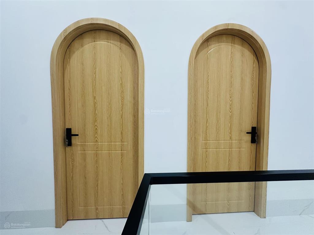 Bán nhà mới liền kề giếng nước p.4 mỹ tho, cách trung tâm hành chính 2km
