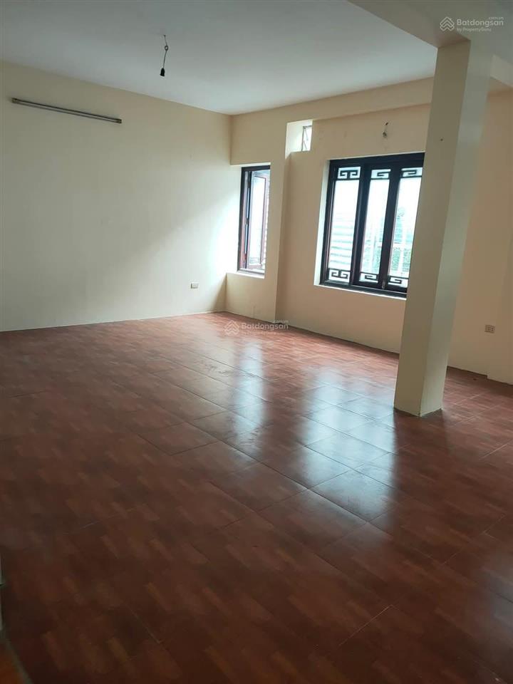 Chính chủ cho thuê gấp cả nhà 6 tầng giá rẻ ngay 422 hồ tùng mậu dt 65m2/tầng