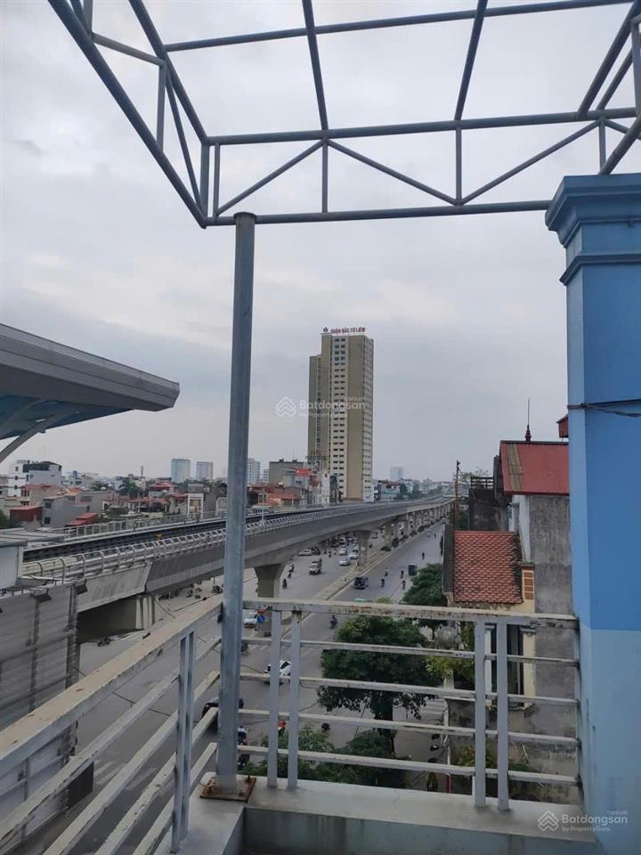 Chính chủ cho thuê gấp cả nhà 6 tầng giá rẻ ngay 422 hồ tùng mậu dt 65m2/tầng