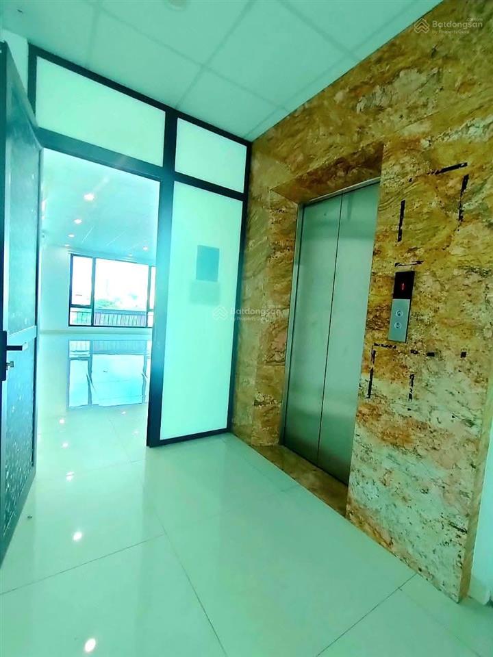 Cần cho thuê gấp mặt bằng kinh doanh văn phòng tầng 1,2,3,4,5 ngay số 9m nguyễn xiển dt 100m2/sàn