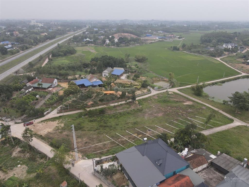 Cần bán vài lô đất dt 104m2 75m2 tc tại hồng tiến phổ yên,thái nguyên,gần kcn giá chỉ vài trăm