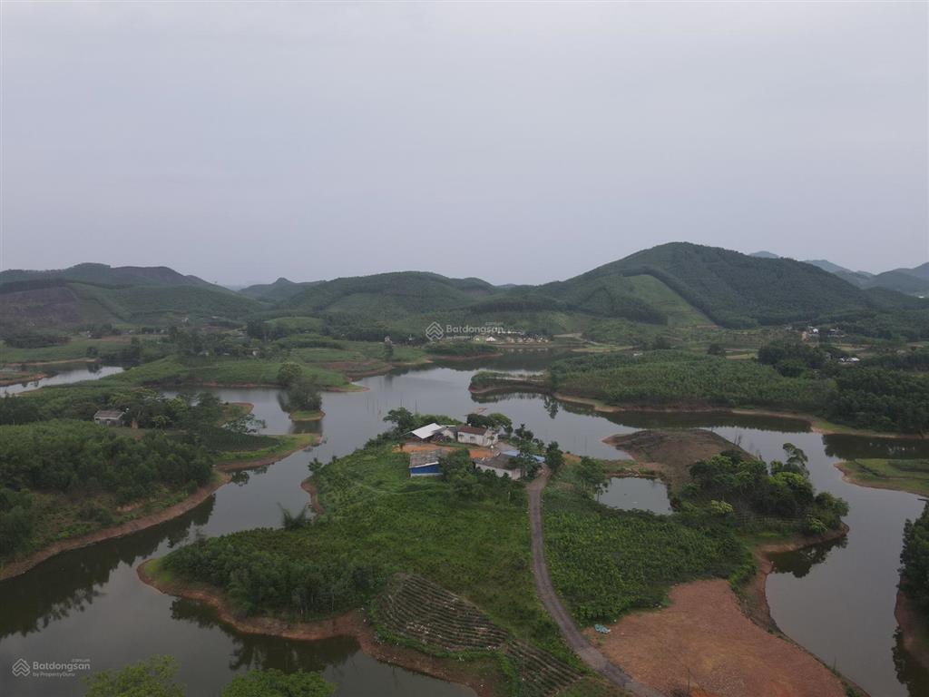 Siêu nghỉ dưỡng hồ ghềnh chè, tp sông công, tỉnh thái nguyên. dt 11.000m2, 400tc, thực tế hơn 1,7ha